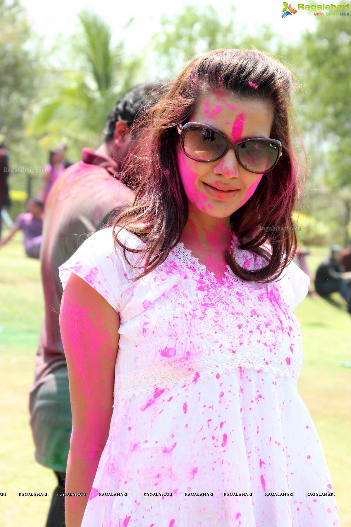 Rang De 2014 - Hyderabad's Biggest Holi Bash