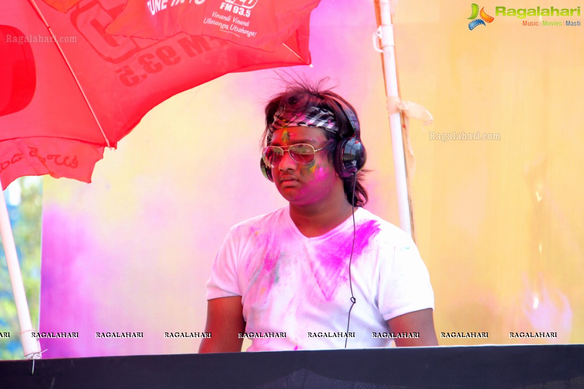 Rang De 2014 - Hyderabad's Biggest Holi Bash