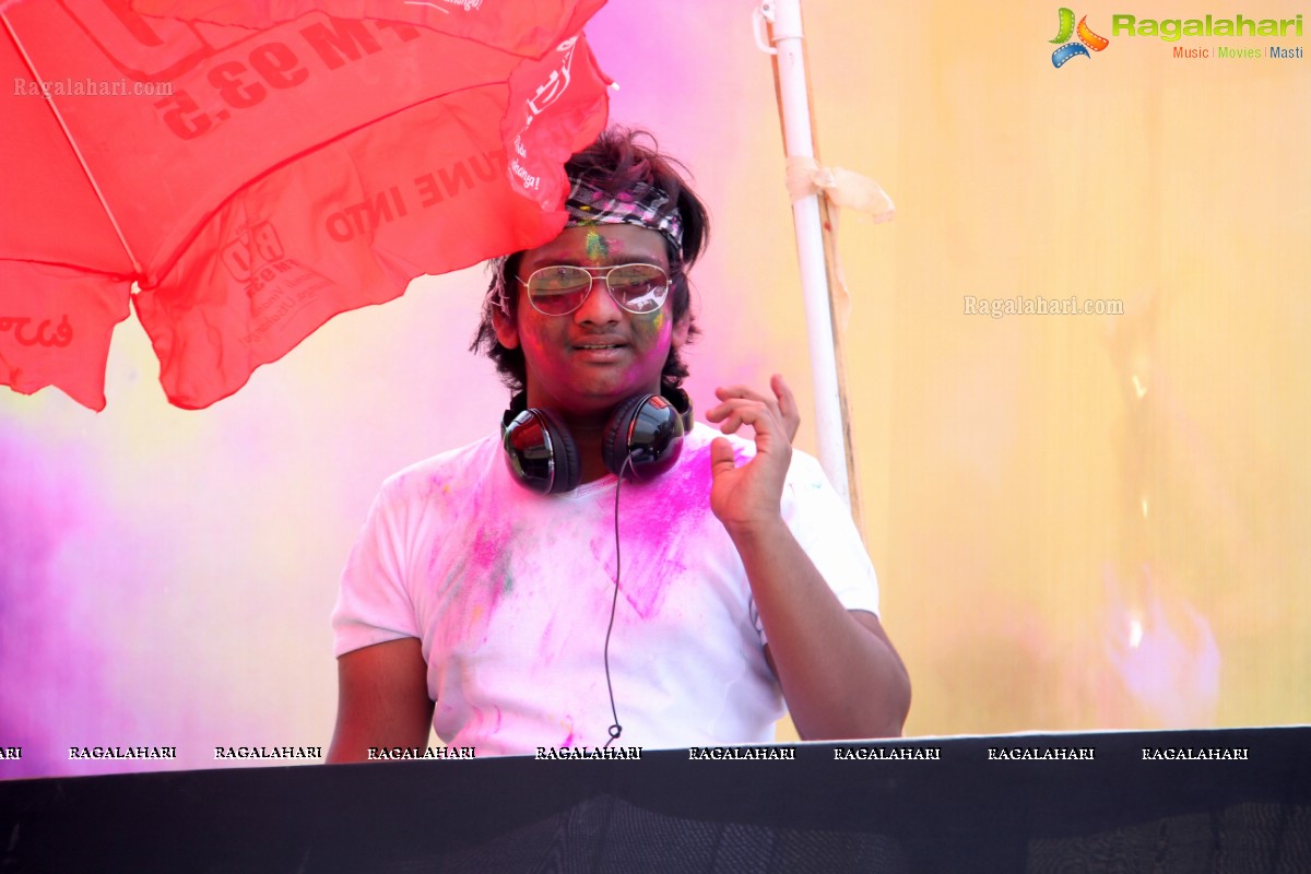 Rang De 2014 - Hyderabad's Biggest Holi Bash