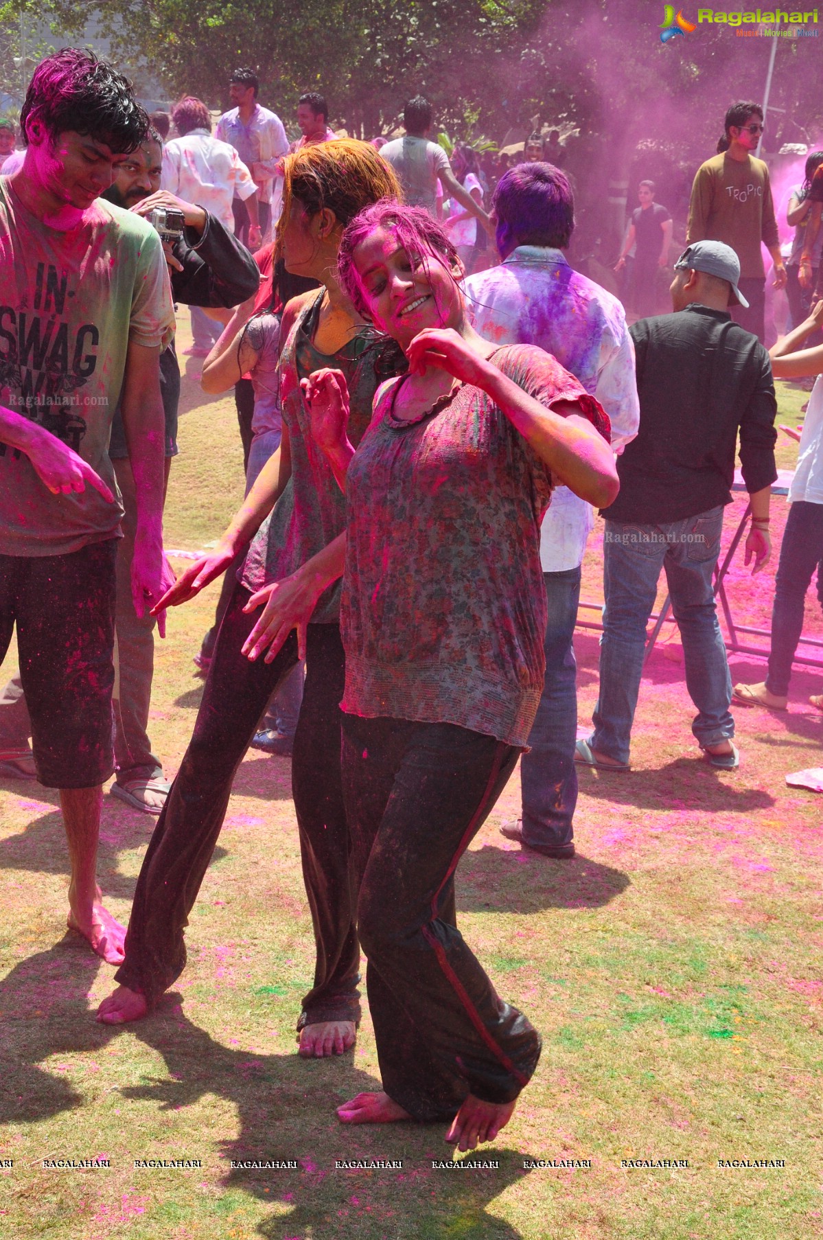 Rang De 2014 - Hyderabad's Biggest Holi Bash