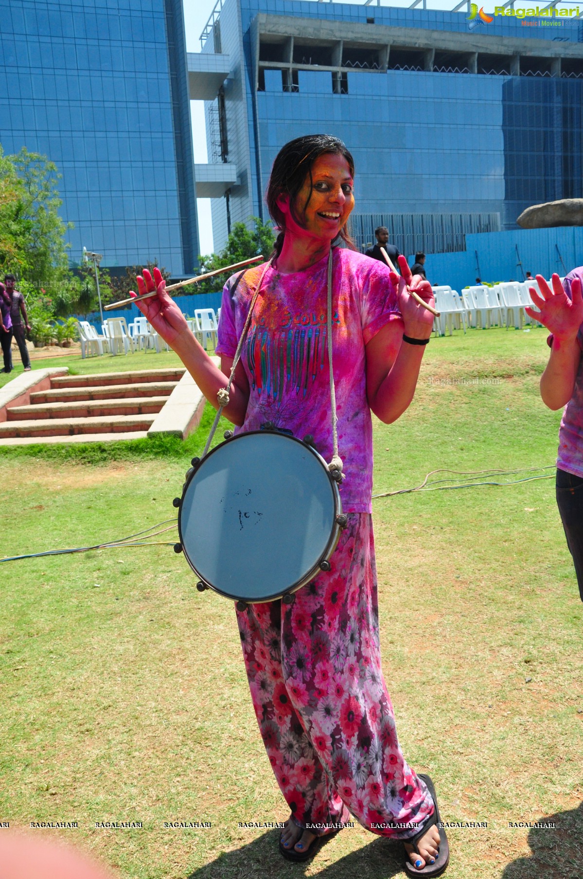 Rang De 2014 - Hyderabad's Biggest Holi Bash