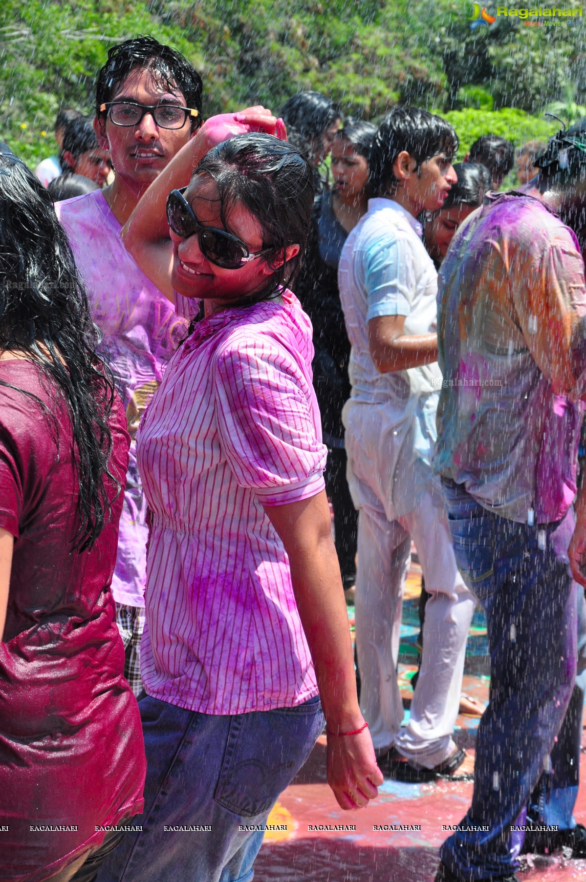 Rang De 2014 - Hyderabad's Biggest Holi Bash