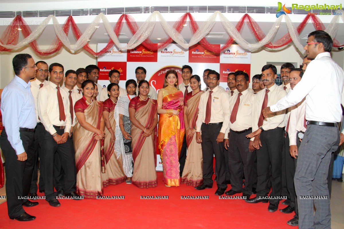 Pranitha Subhash announces the Winners of Reliance Jewels Saubhagya Utsav Offer 2014