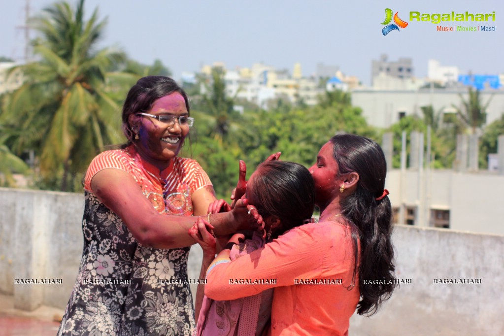 Reshma Rathod celebrates Holi with Orphan Kids at Amma Foundation