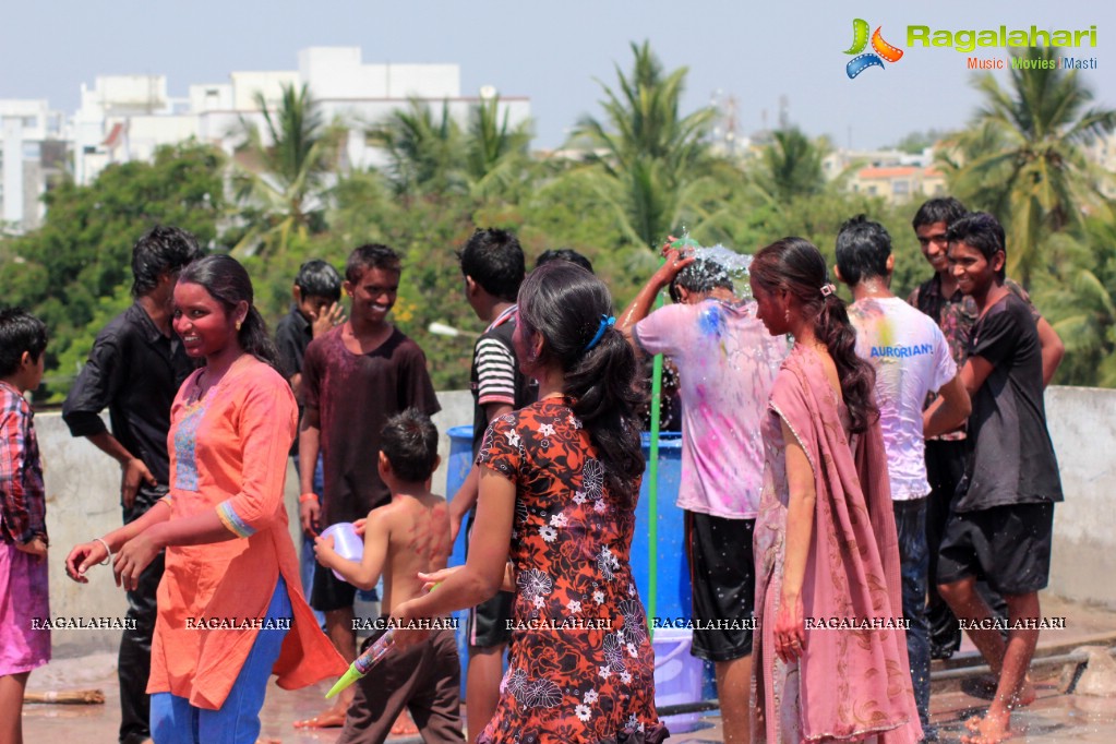 Reshma Rathod celebrates Holi with Orphan Kids at Amma Foundation