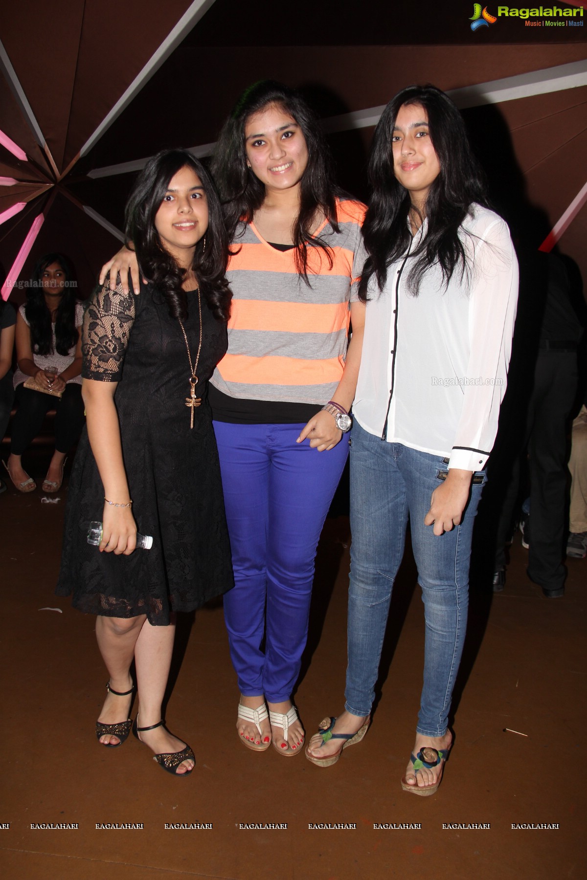 Shikhaa Birthday Party 2014 at Carbon