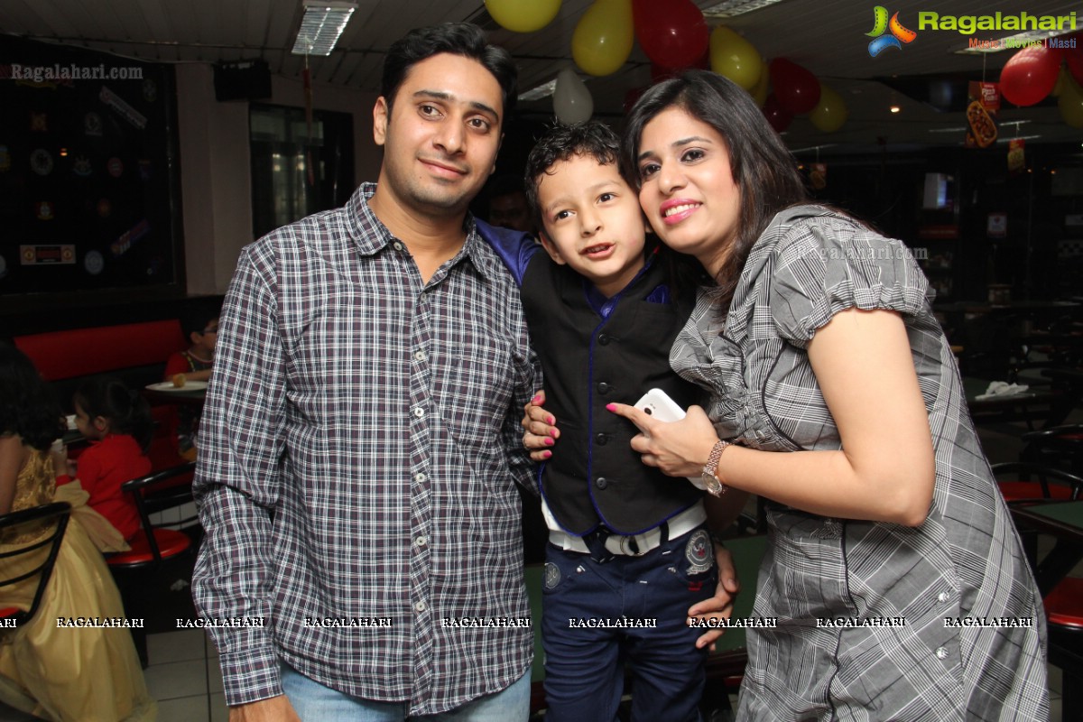 Snudhit Birthday Party 2014