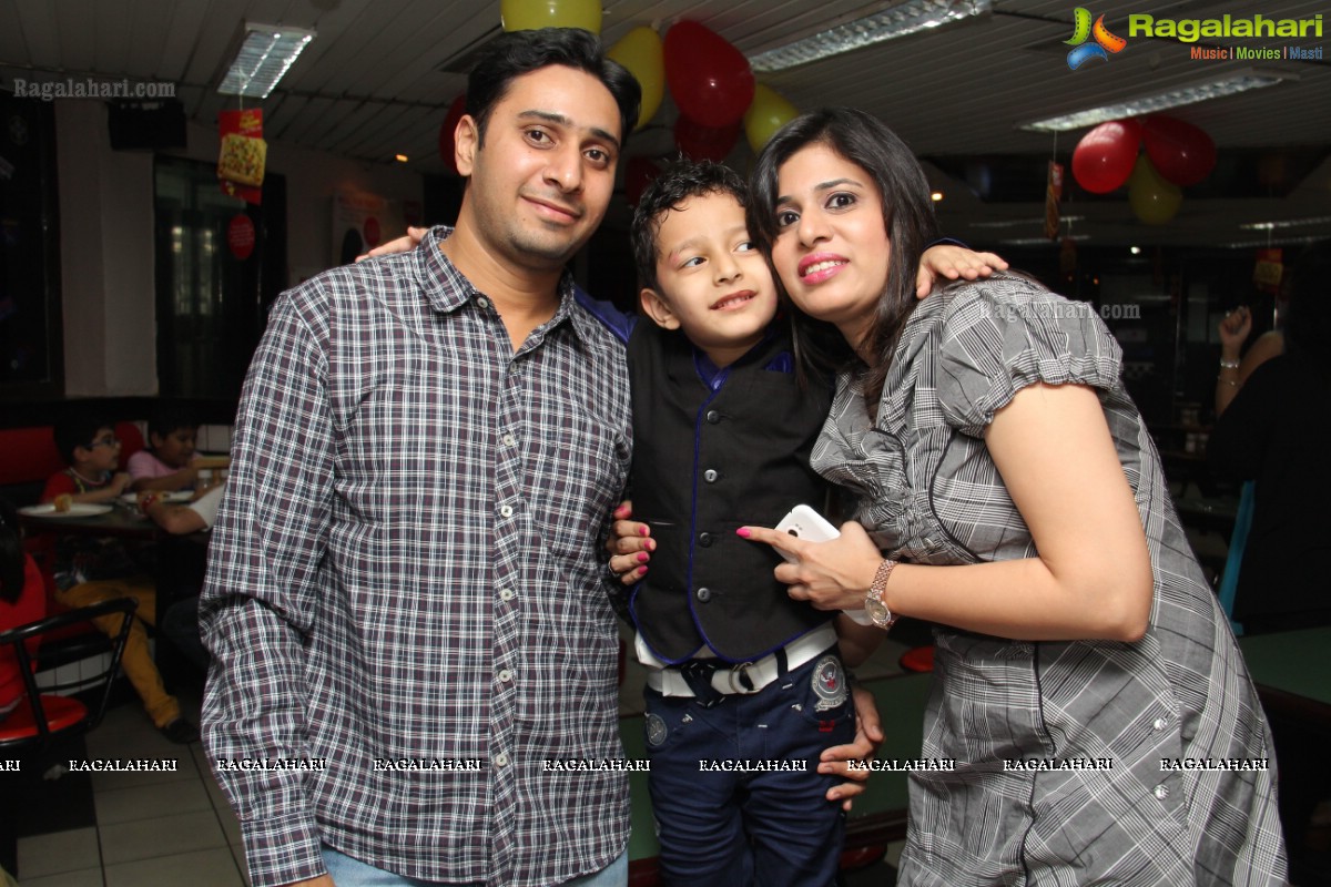 Snudhit Birthday Party 2014