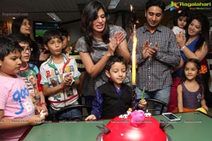 Snudhit Birthday Party