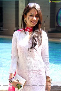 Stylish Divas Holi Bash Pool Party