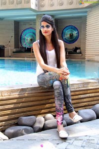 Stylish Divas Holi Bash Pool Party