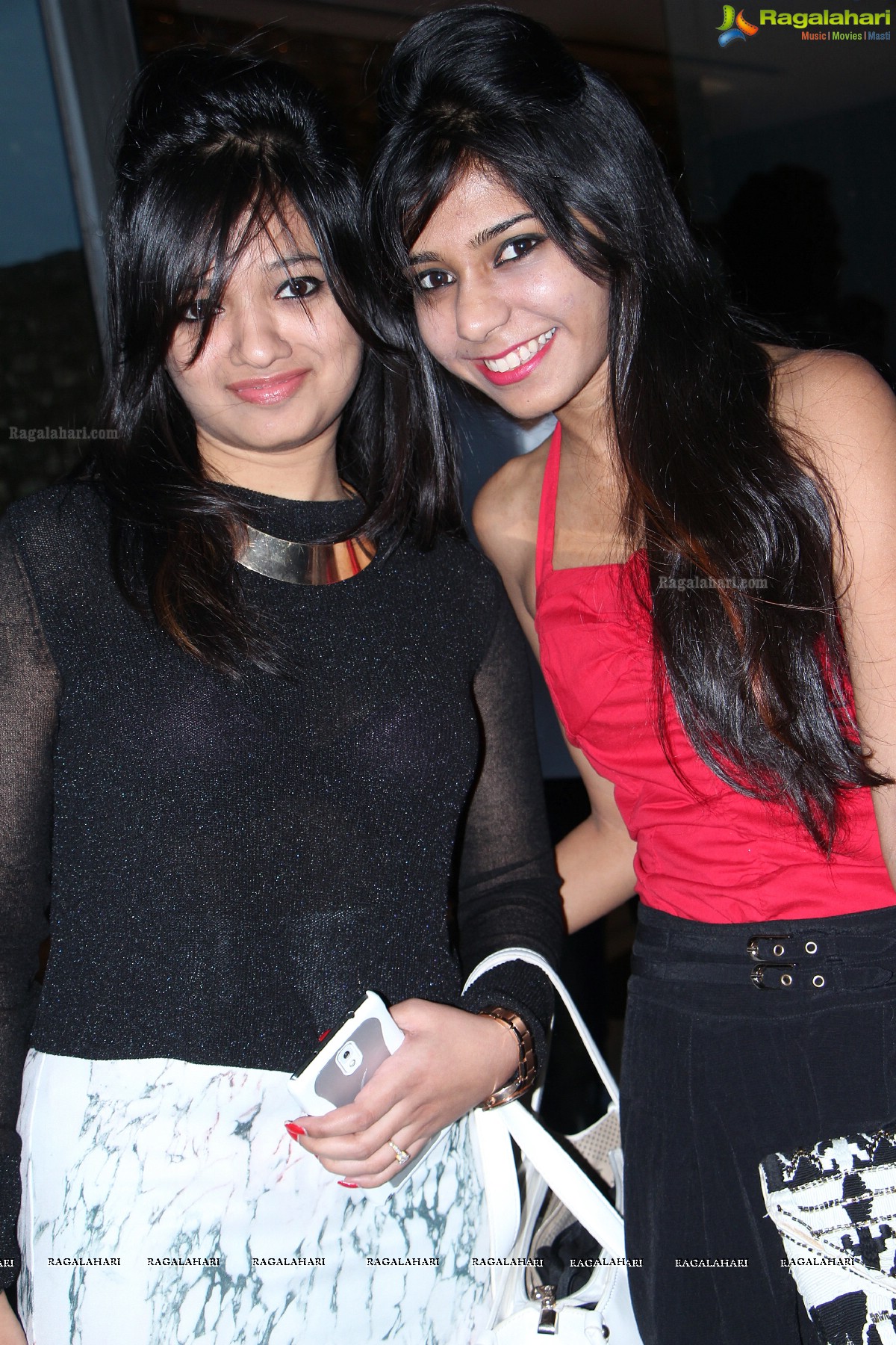 Sundown Pool Party at Aqua 3D Pool, Hyderabad (March 25, 2014)