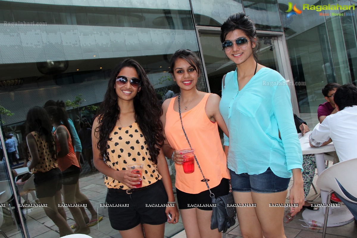 Sundown Pool Party at Aqua 3D Pool, Hyderabad (March 25, 2014)