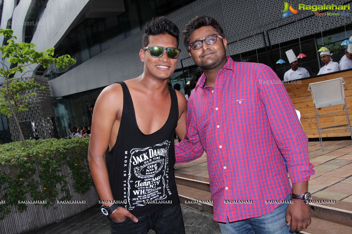 Sundown Pool Party at Aqua 3D Pool, Hyderabad (March 25, 2014)