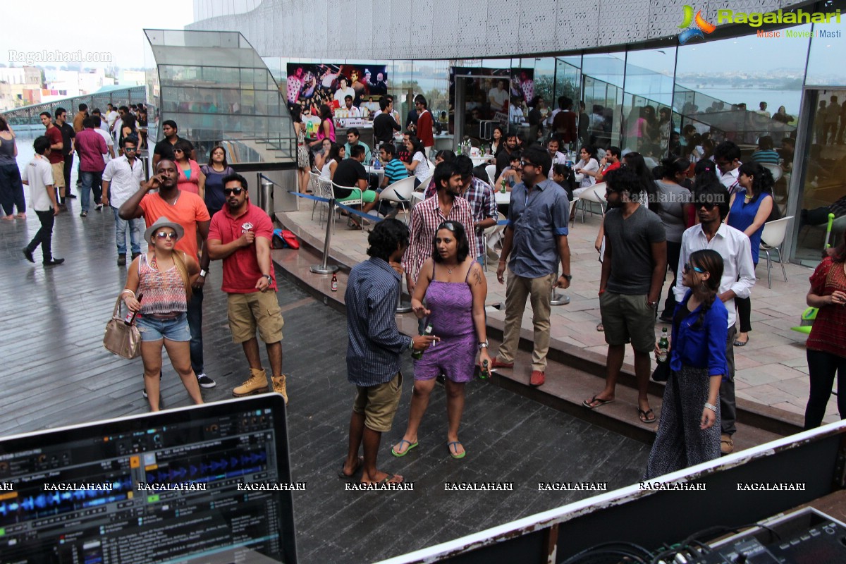 Sundown Pool Party at Aqua 3D Pool, Hyderabad (March 25, 2014)