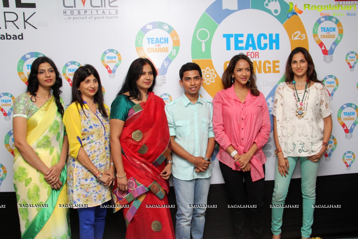 Lakshmi Manchu launches Teach For a Change (TFO)