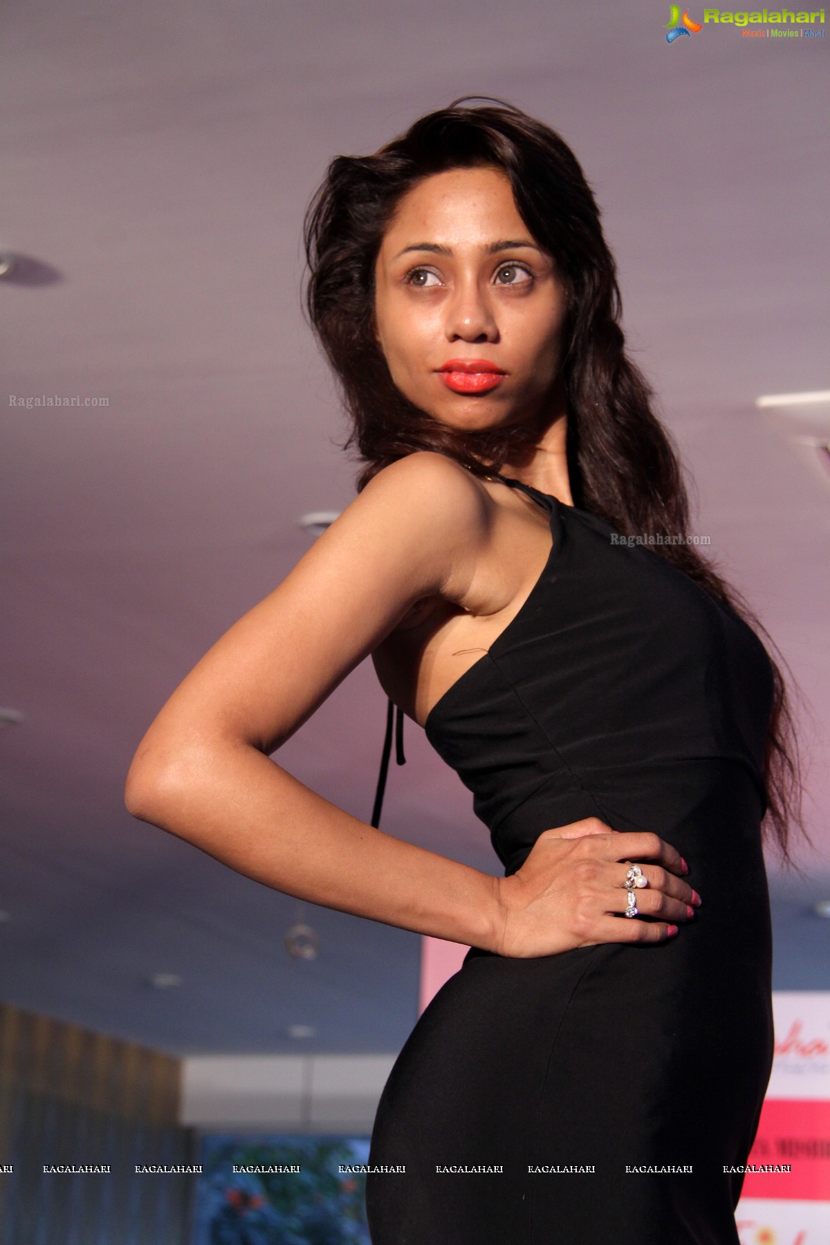 Trisha Pre-Launch Fashion Show