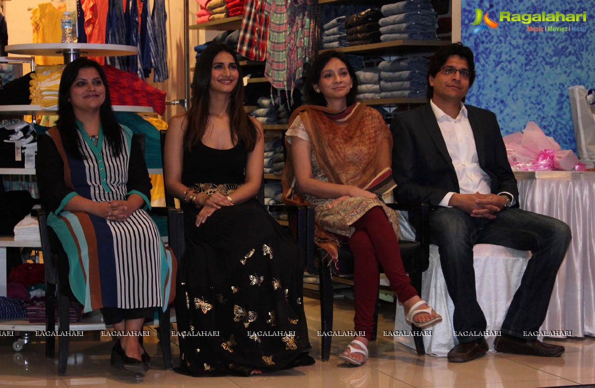 Vaani Kapoor launches Max Fashion Collection 2014, Mumbai