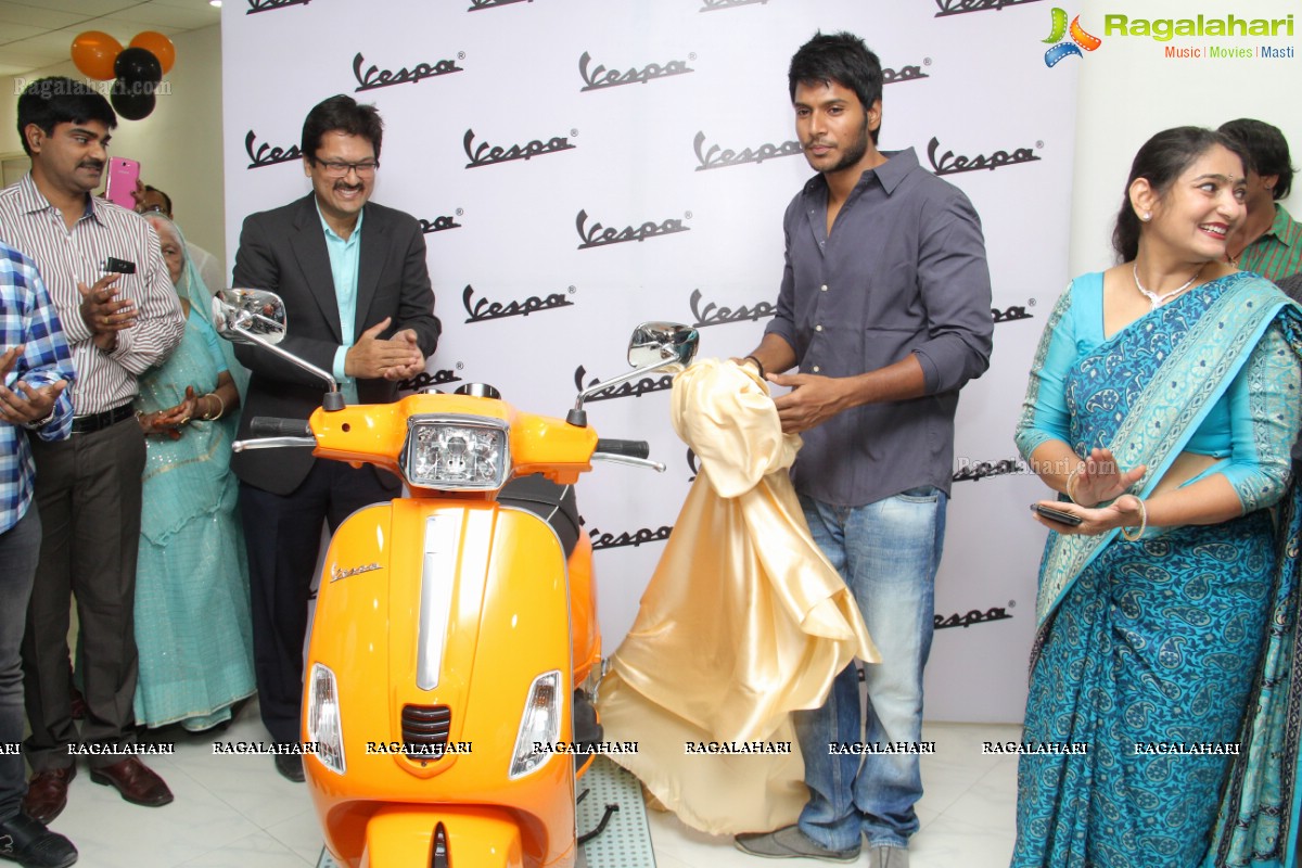 Sporty VESPA S unveiled at Shrey Automotive, Hyderabad