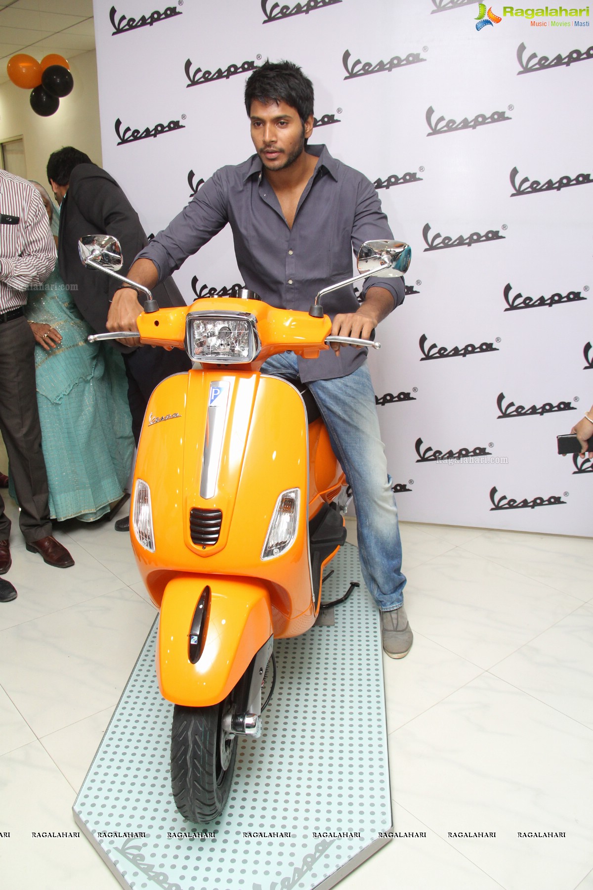 Sporty VESPA S unveiled at Shrey Automotive, Hyderabad