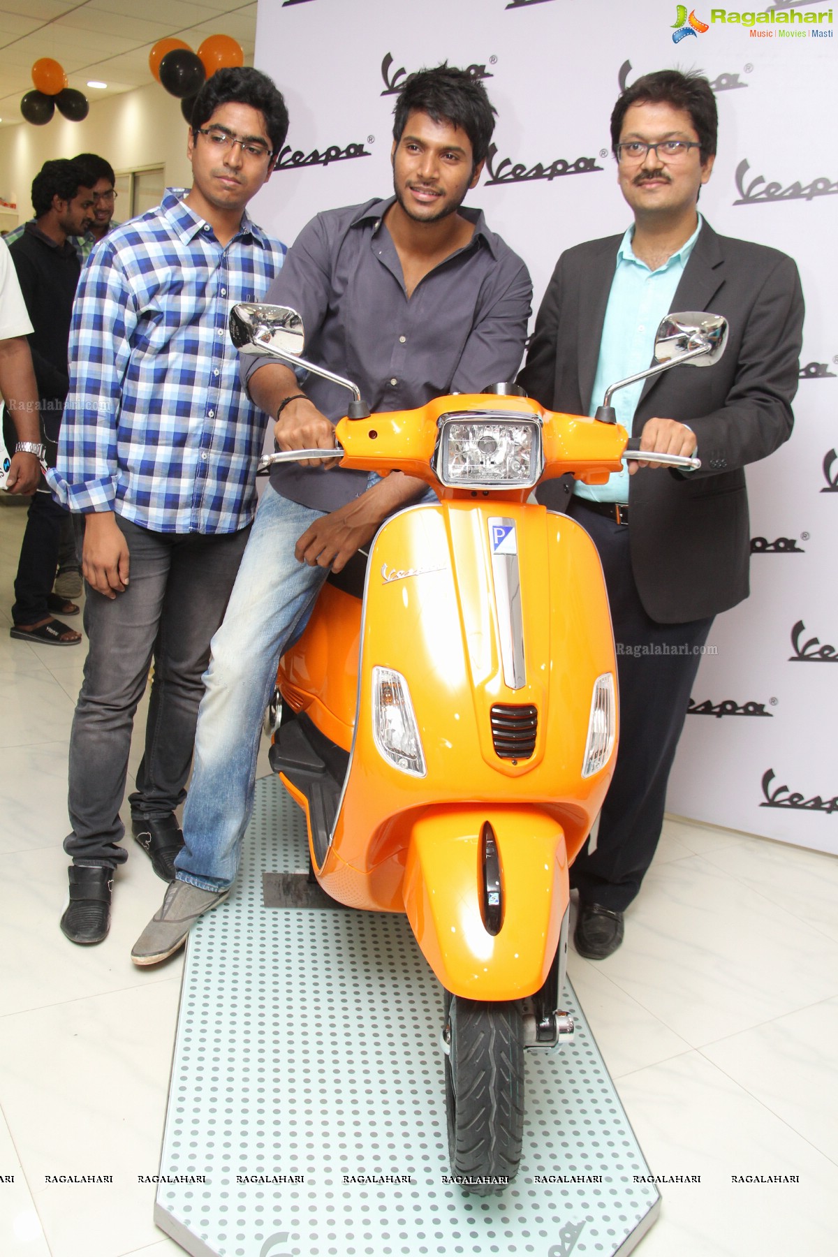 Sporty VESPA S unveiled at Shrey Automotive, Hyderabad
