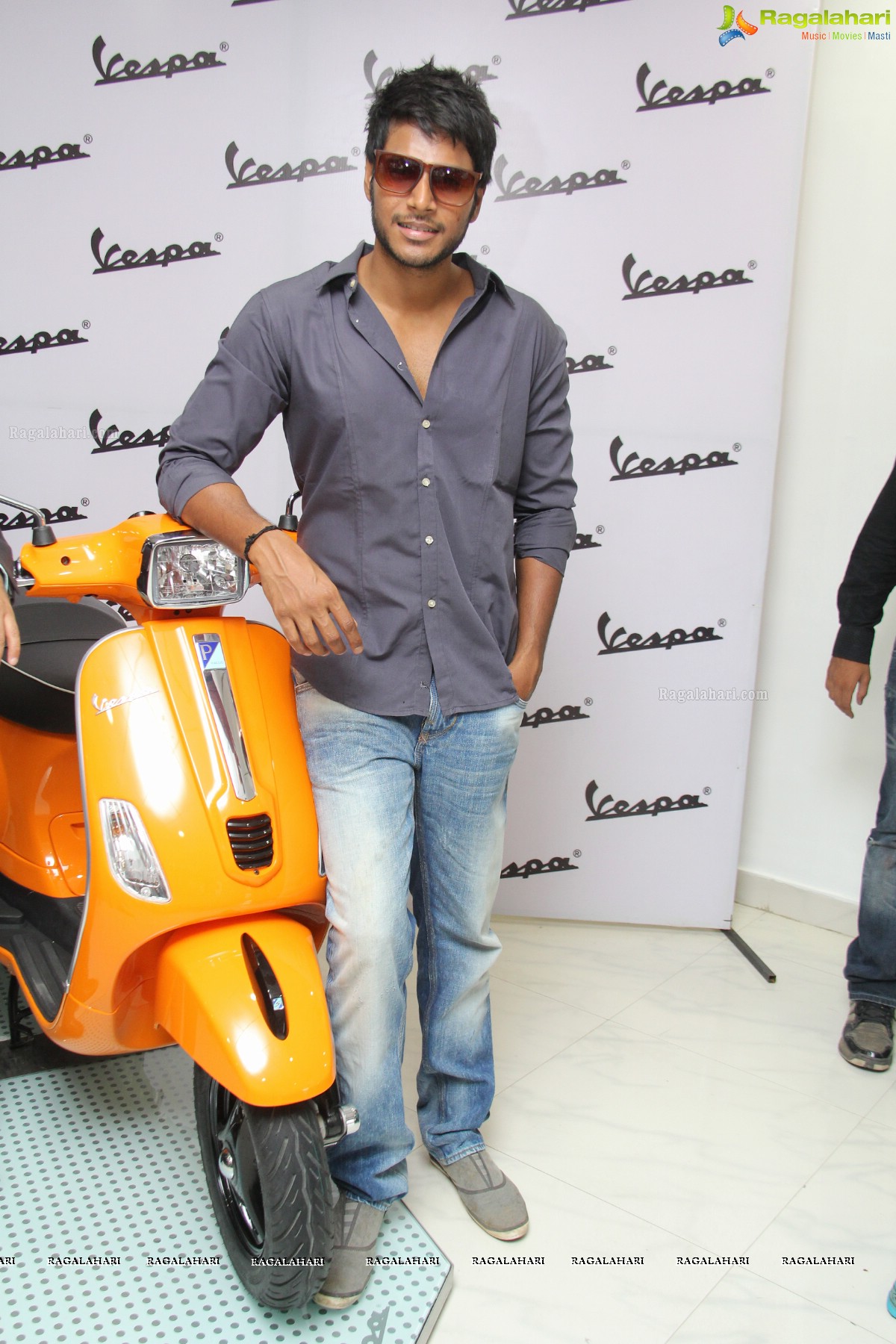 Sporty VESPA S unveiled at Shrey Automotive, Hyderabad