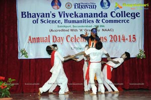 Bhavans College