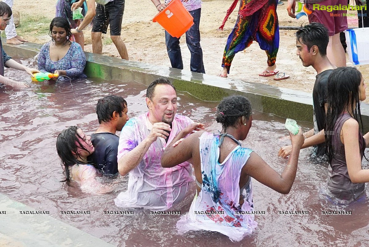 Holi Celebrations 2015 at Bhoot Bhavan, Hyderabad