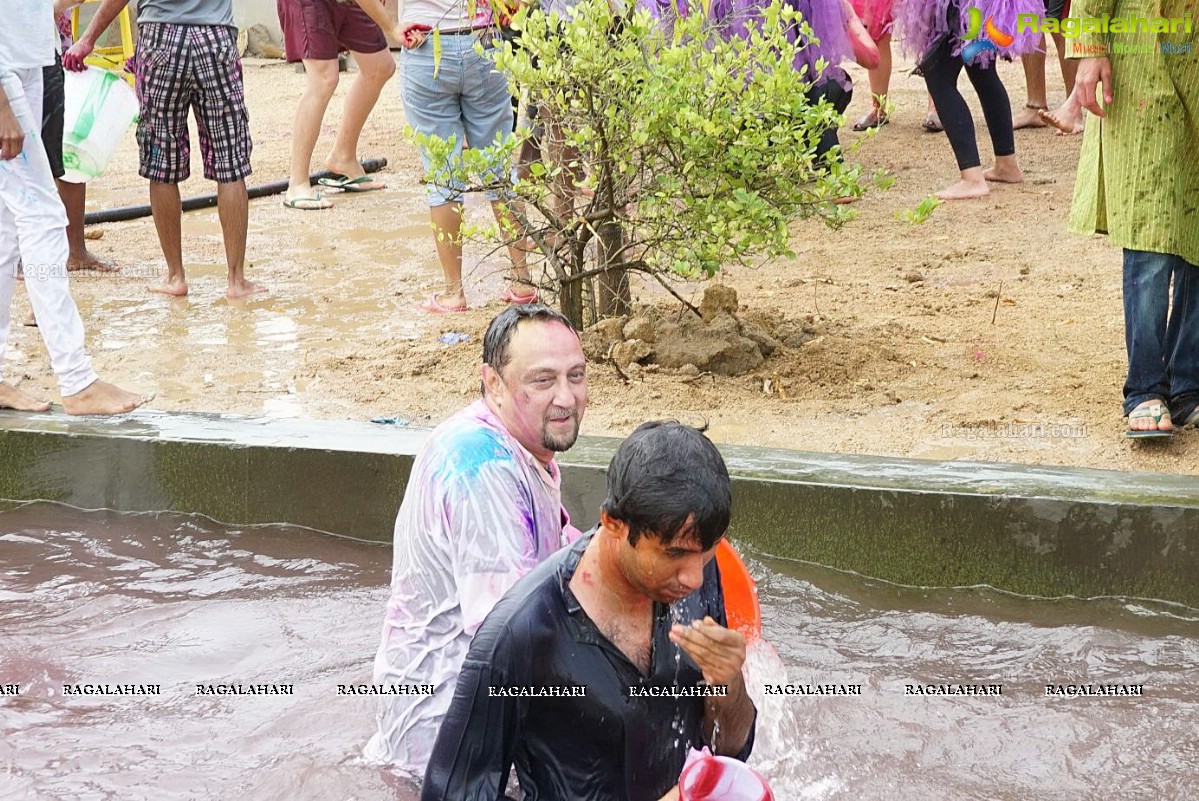 Holi Celebrations 2015 at Bhoot Bhavan, Hyderabad