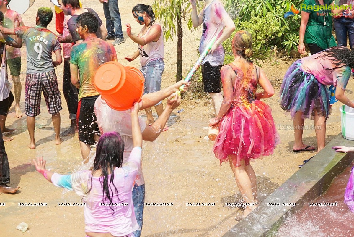 Holi Celebrations 2015 at Bhoot Bhavan, Hyderabad