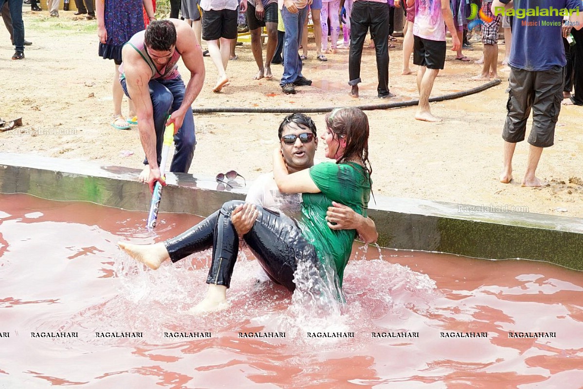 Holi Celebrations 2015 at Bhoot Bhavan, Hyderabad