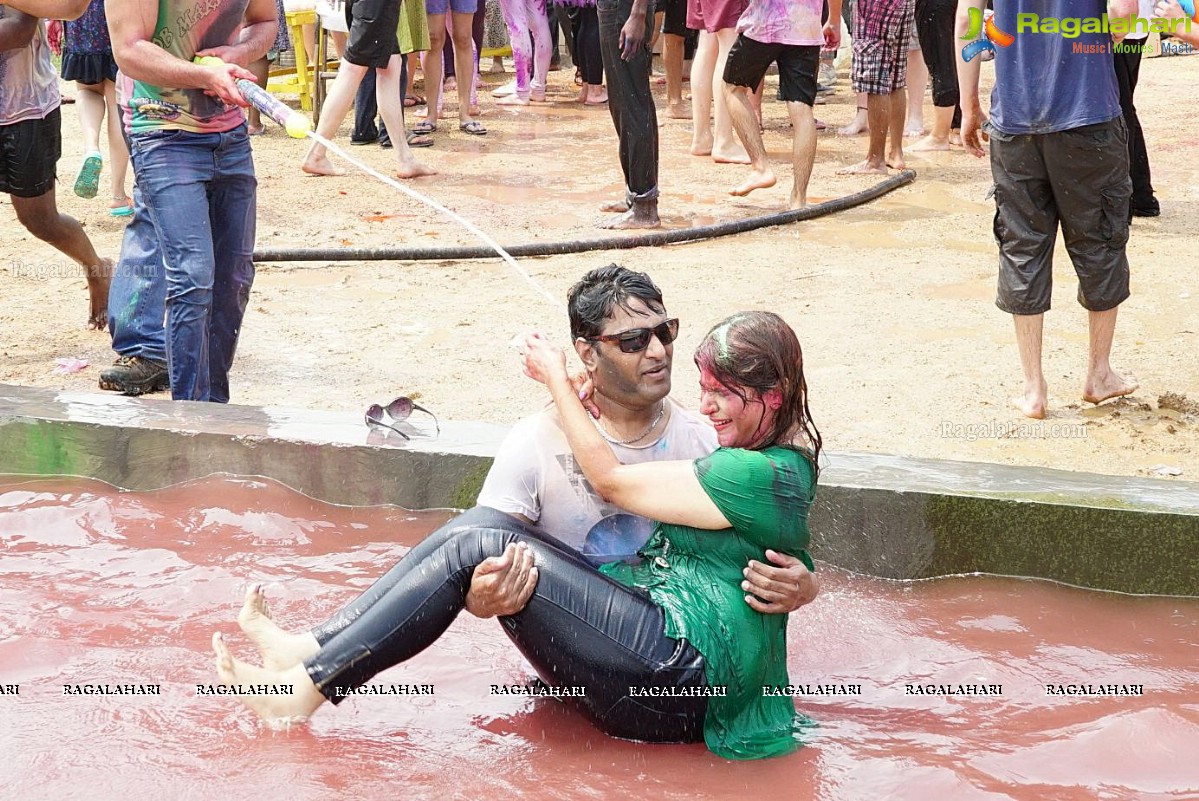 Holi Celebrations 2015 at Bhoot Bhavan, Hyderabad