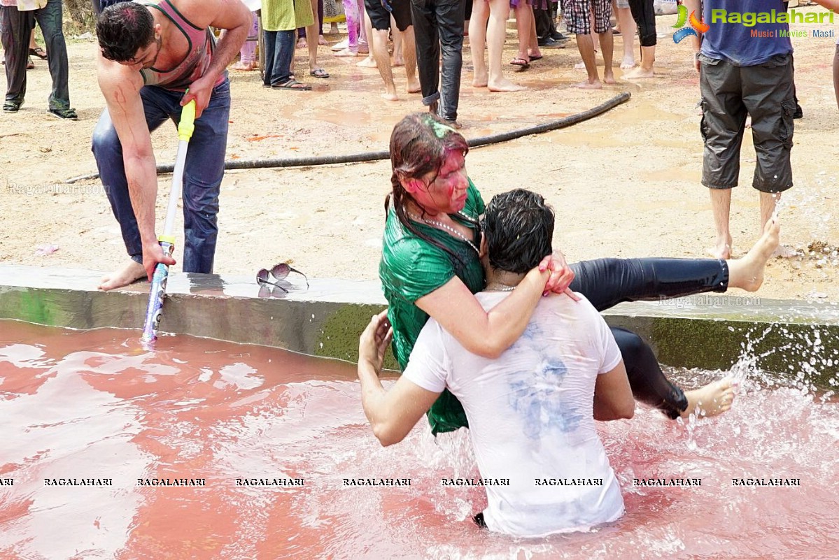 Holi Celebrations 2015 at Bhoot Bhavan, Hyderabad