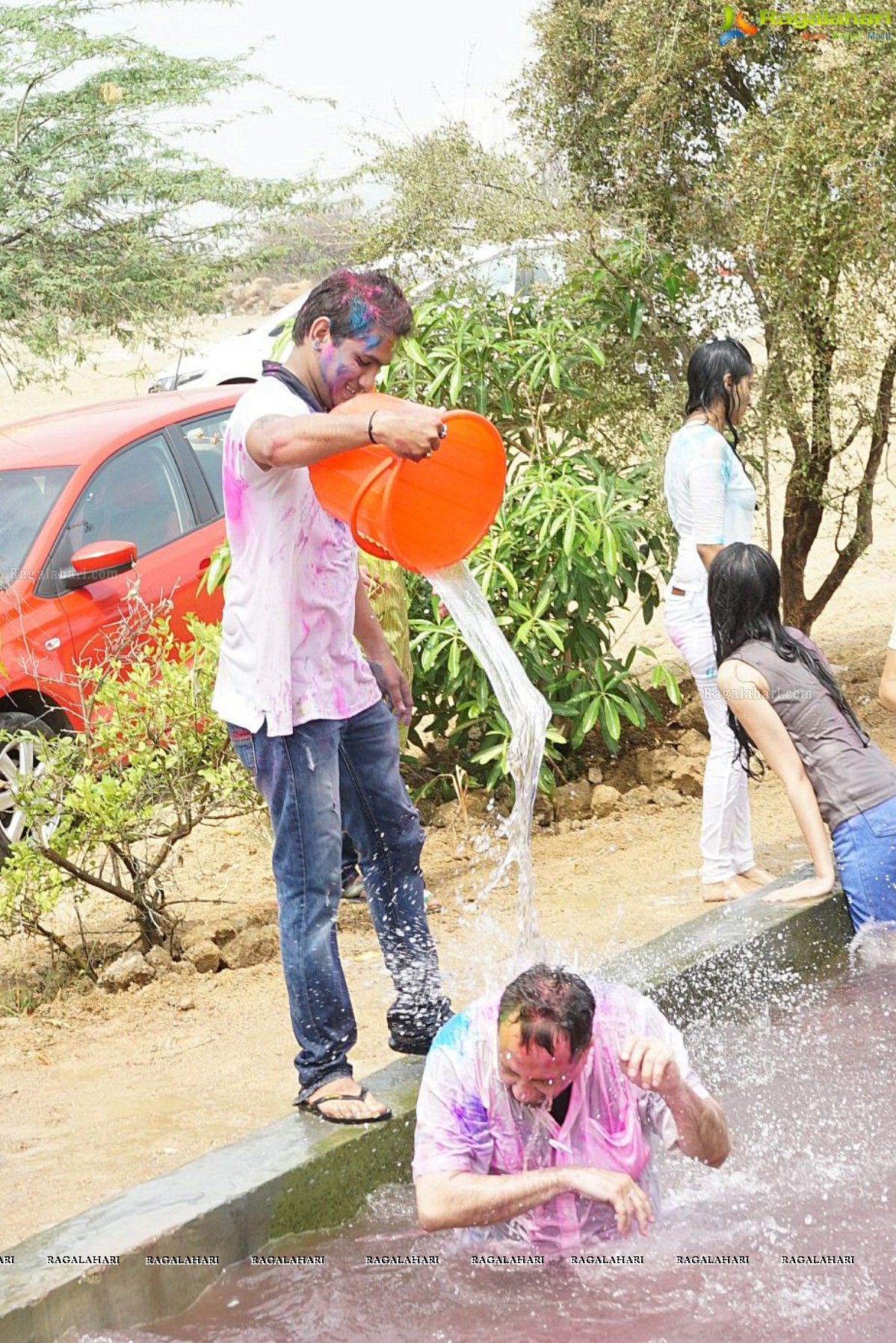 Holi Celebrations 2015 at Bhoot Bhavan, Hyderabad