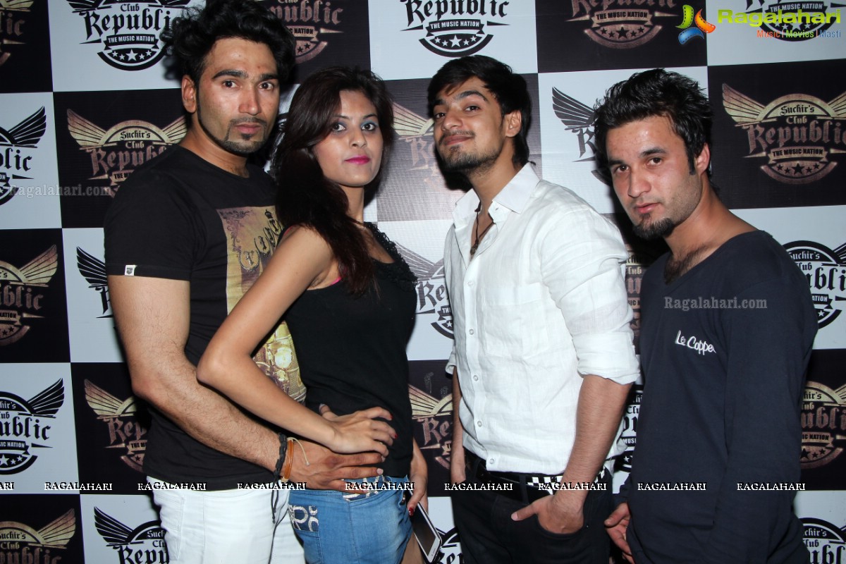 Bluemoon Night with Gehana Vasisth at Club Republic, Hyderabad