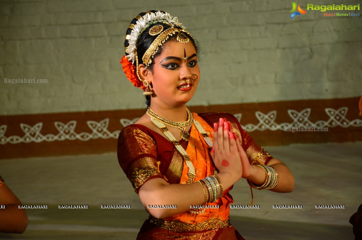 Kuchipudi Dance Ballet 'Krishnam Vande Jagadgurum' by Smt. Koka Vijaya Lakshmi and Group