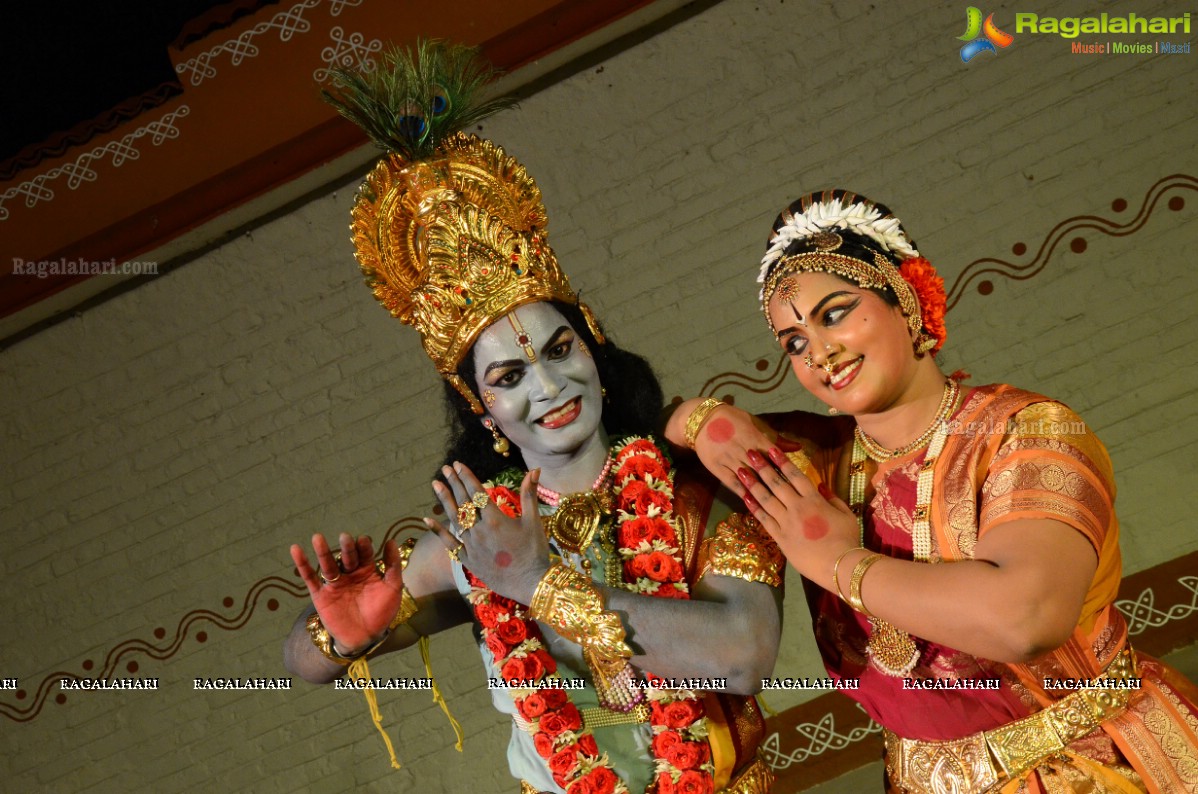 Kuchipudi Dance Ballet 'Krishnam Vande Jagadgurum' by Smt. Koka Vijaya Lakshmi and Group