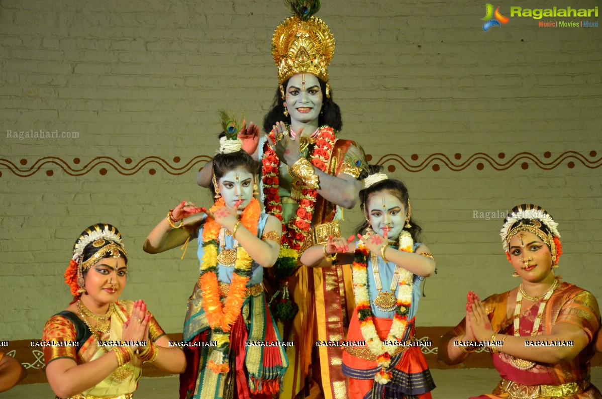 Kuchipudi Dance Ballet 'Krishnam Vande Jagadgurum' by Smt. Koka Vijaya Lakshmi and Group