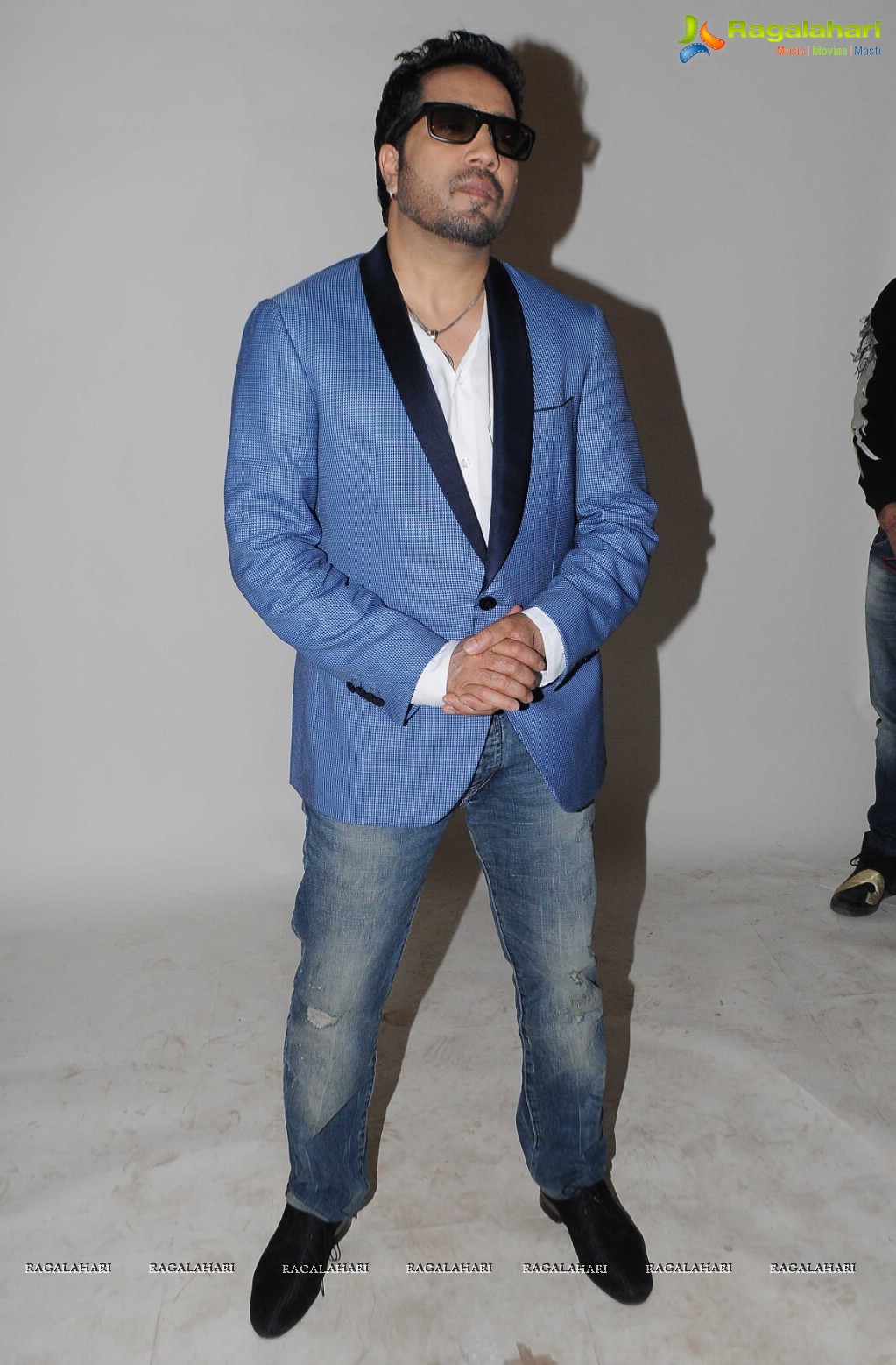 Singer Dilbagh Singh at the photoshoot of album 'BottomsUp' by House of Cheers with Mika Singh