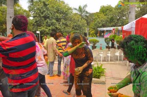 Ramada Manohar Holi