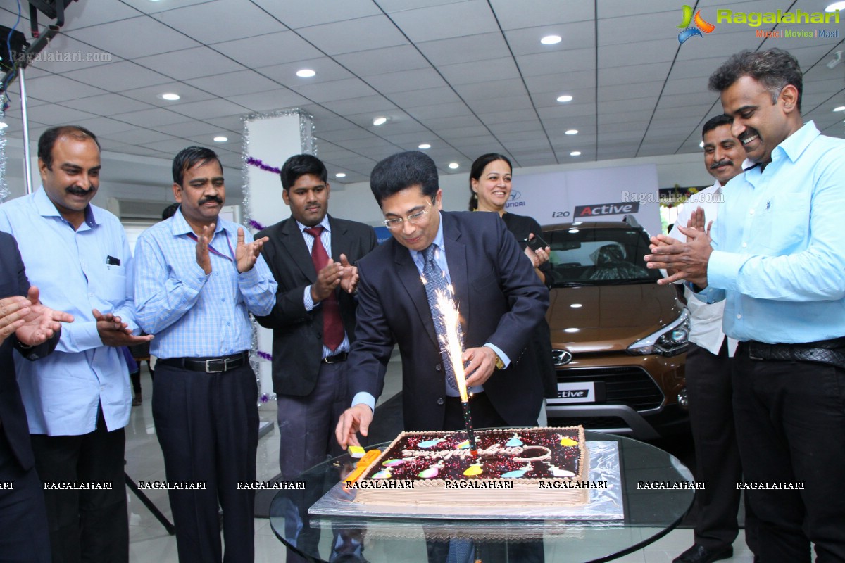 Hyundai i20 Active Launch in Hyderabad