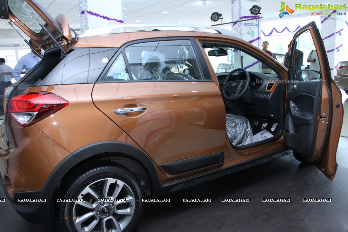 Hyundai i20 Active Launch in Hyderabad