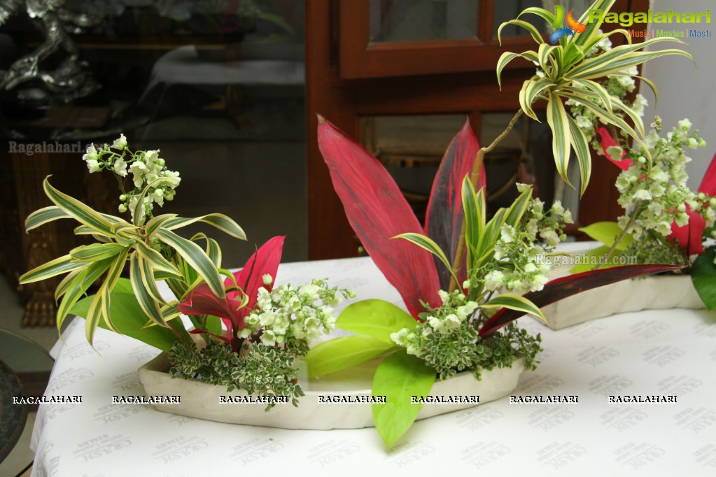 Khushi Ke Rang, Phoolon Ke Sang by Ikebana International Hyderabad Chapter #250