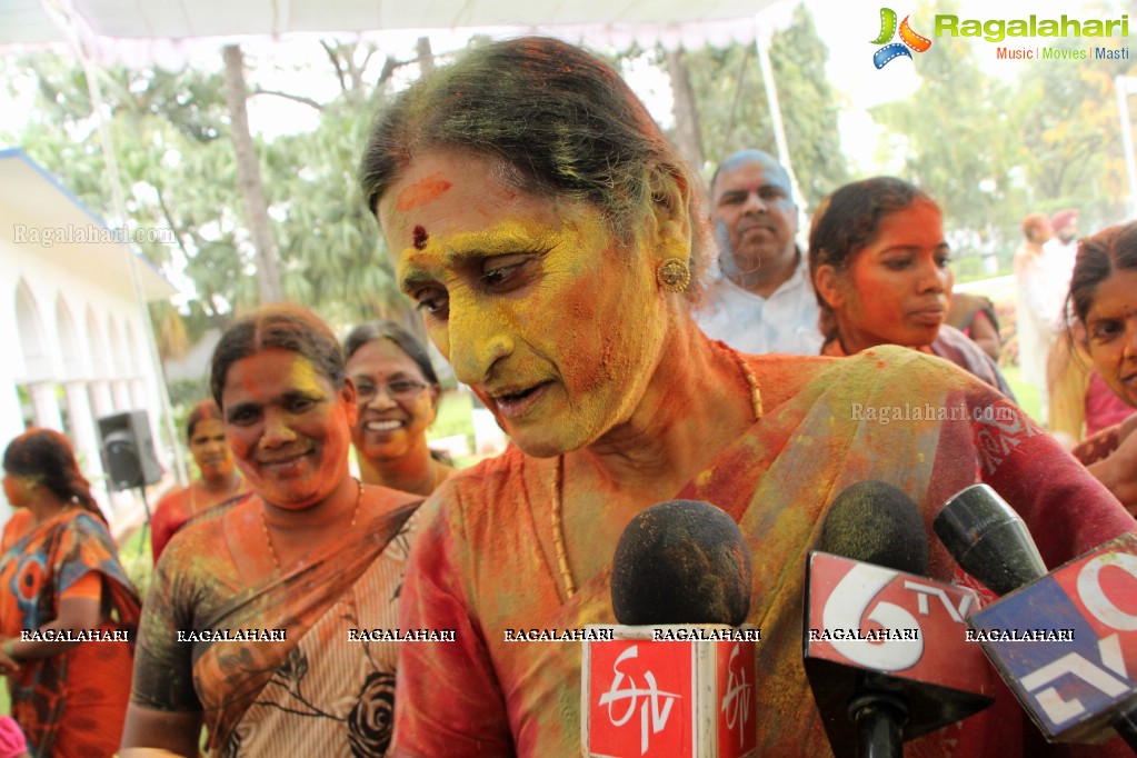 Holi Celebrations 2015 by Governor Narasimhan