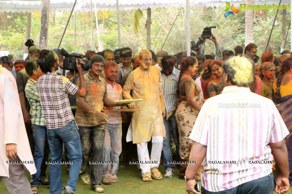 Holi Celebrations 2015 by Governor Narasimhan