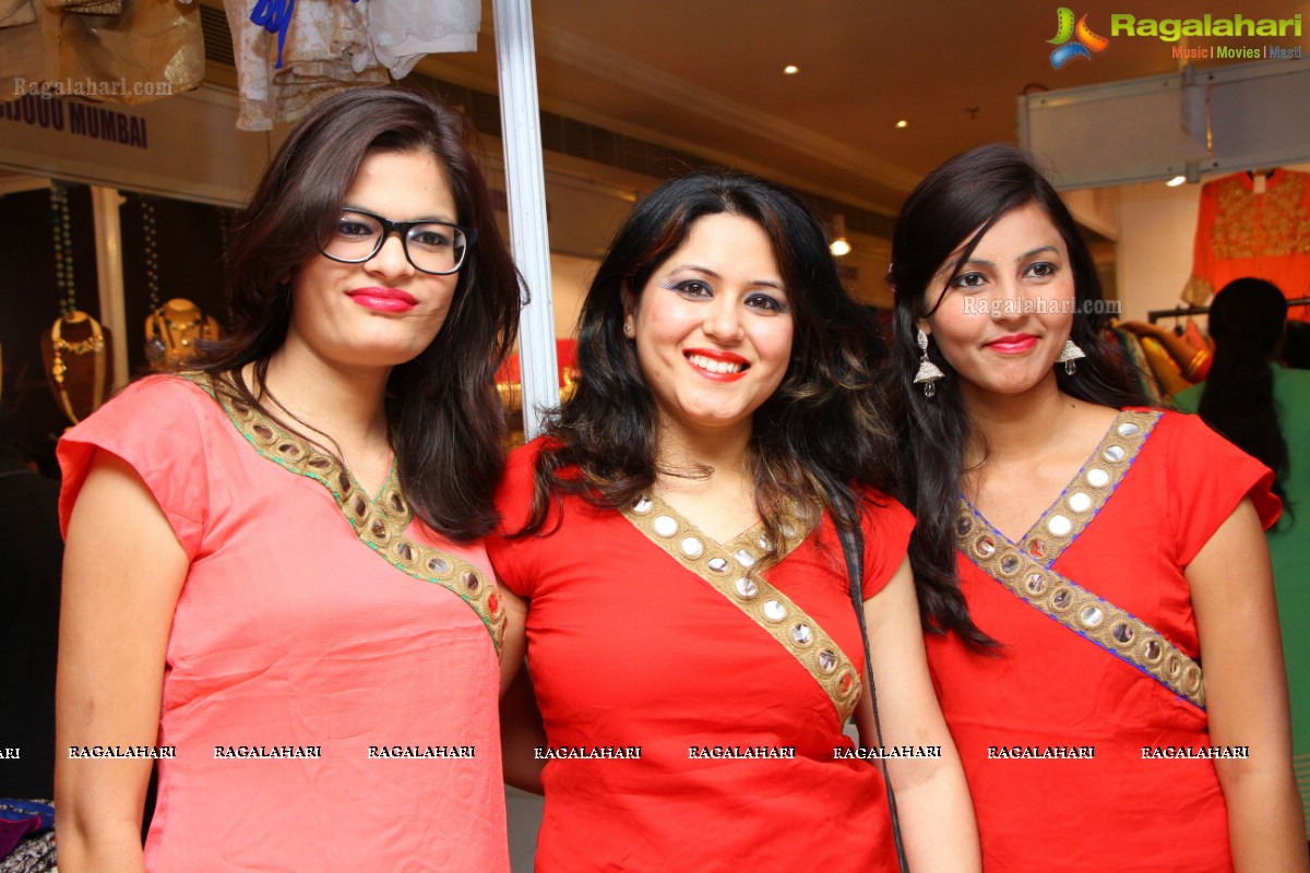 Khwaaish Exhibition and Sale Ugadi 2015 Collection Launch at Taj Krishna, Hyderabad