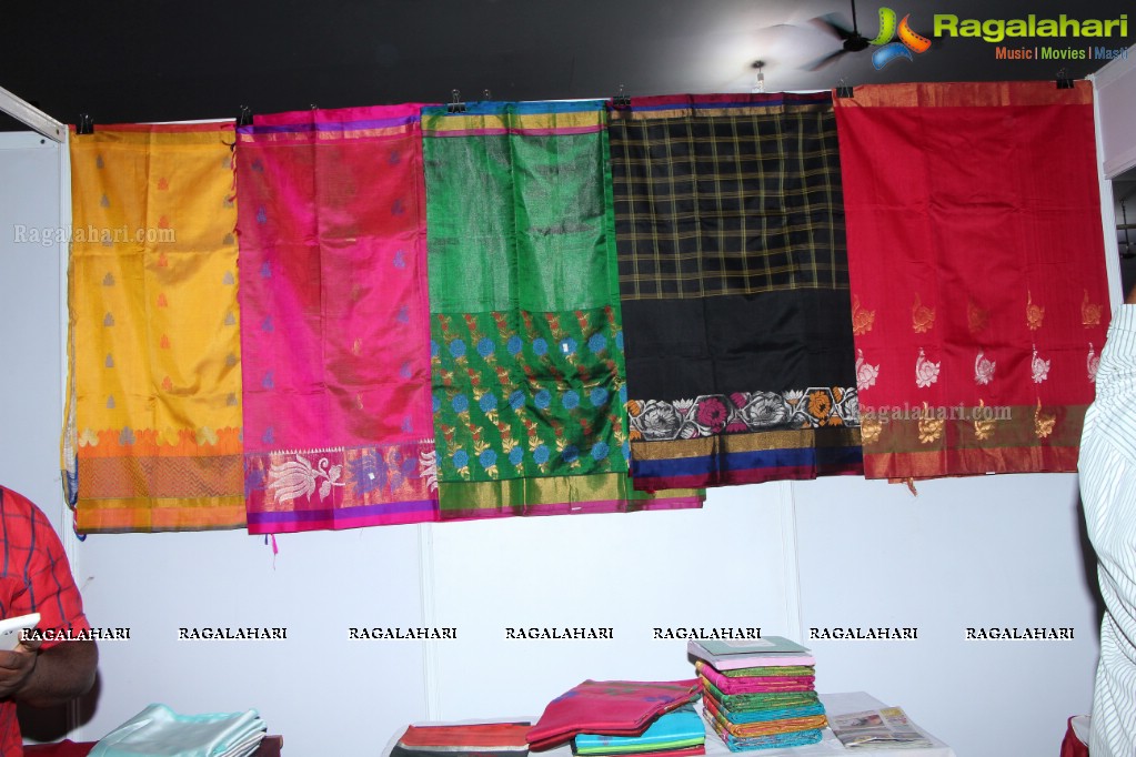 Lepakshi Handicrafts & Handloom Exhibition cum Sale at Indira Park