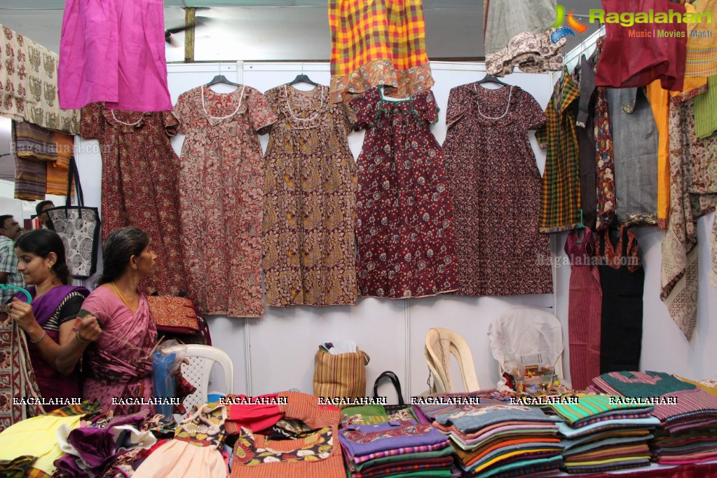 Lepakshi Handicrafts & Handloom Exhibition cum Sale at Indira Park