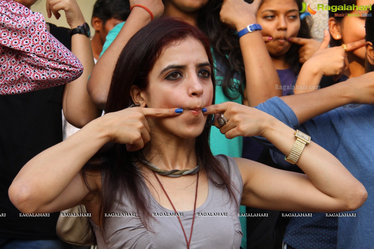 Mansi Gulati's Face Yoga Talk Show at NIFT, Hyderabad