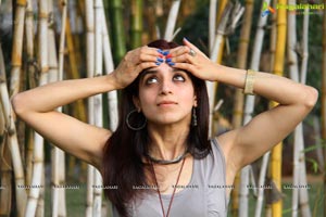 Mansi Gulati Facial Yoga